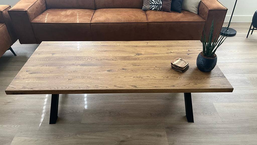 Houten salon tafel